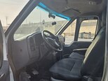 Ford Transit-6