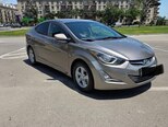 Hyundai Elantra-2