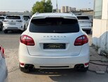 Porsche Cayenne-9