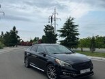 Hyundai Sonata-1