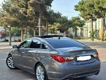 Hyundai Sonata-3