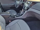 Hyundai Sonata-9