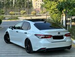 Toyota Camry-14