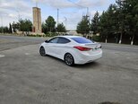 Hyundai Elantra-6