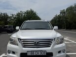 Lexus LX 570-1