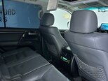 Toyota Land Cruiser-23