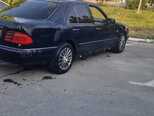 Mercedes E 200-6