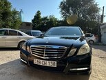 Mercedes E 250-1