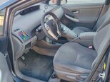 Toyota Prius-13