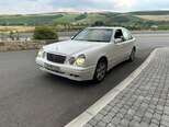 Mercedes E 220-10