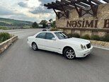 Mercedes E 220-6
