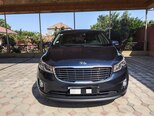 Kia Carnival-1
