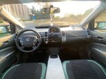 Toyota Prius-12