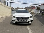 Hyundai Grandeur-1