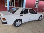 Mercedes 190-2