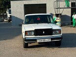 LADA (VAZ) 2107-1