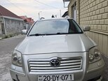 Toyota Avensis-1