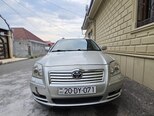 Toyota Avensis-9