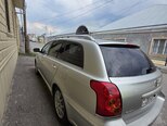 Toyota Avensis-11