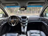 Chevrolet Cruze-12