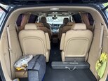 Kia Carnival-16