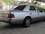 Mercedes 220 E-8