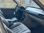 Mercedes 220 E-10
