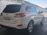 Hyundai Santa Fe-5
