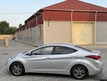 Hyundai Elantra-8