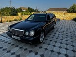 Mercedes E 200-1