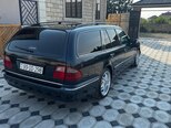 Mercedes E 200-2