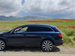 Audi Q7-15