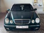 Mercedes E 220-11
