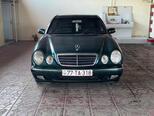 Mercedes E 220-1
