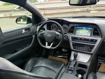 Hyundai Sonata-16