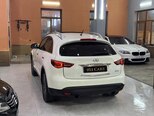 Infiniti FX35-9
