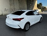 Hyundai Accent-10