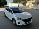 Hyundai Accent-6