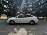Hyundai Elantra-10