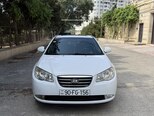 Hyundai Elantra-1