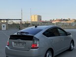 Toyota Prius-4