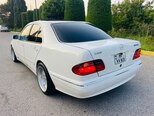 Mercedes E 320-4