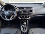 Kia Rio-7
