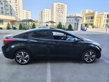 Hyundai Elantra-3