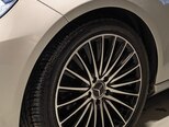 Mercedes E 220-9