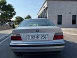 BMW 320-6