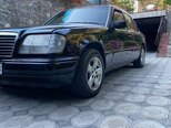 Mercedes E 220-4