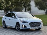 Hyundai Sonata-2