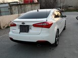 Kia Cerato-5