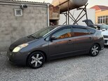 Toyota Prius-4